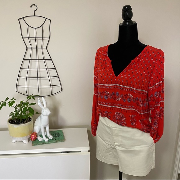 Red flowy blouse with white and mauve floral print - Picture 5 of 5